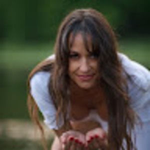 Meet your Posher, Beverly